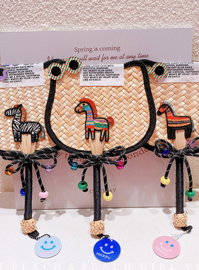 HD6236A08潮流墨镜小马编织手摇扇夏季扇凉蒲扇便携可爱草编扇子