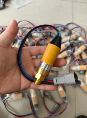 挖掘机卡特330B发动机机油压力传感器3E-6455 107-0614 0613 0612