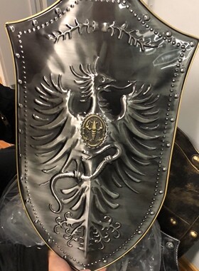 欧洲中世纪武士盔甲十字军铁盾