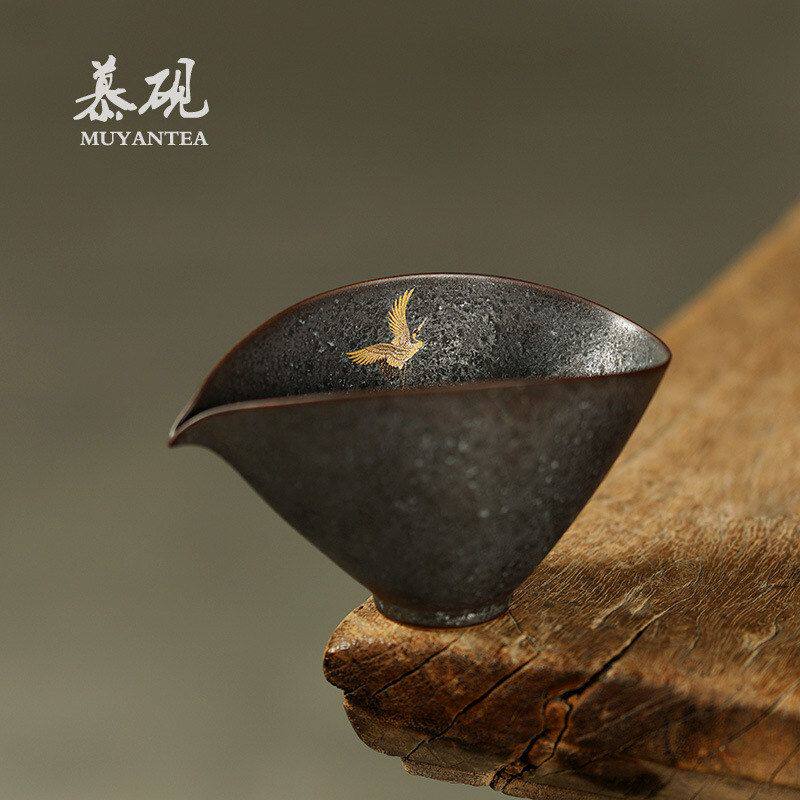 慕砚 粗陶公道杯手绘瑞鹤分茶器手工捏制鹰嘴公杯 挂耳咖啡分享杯