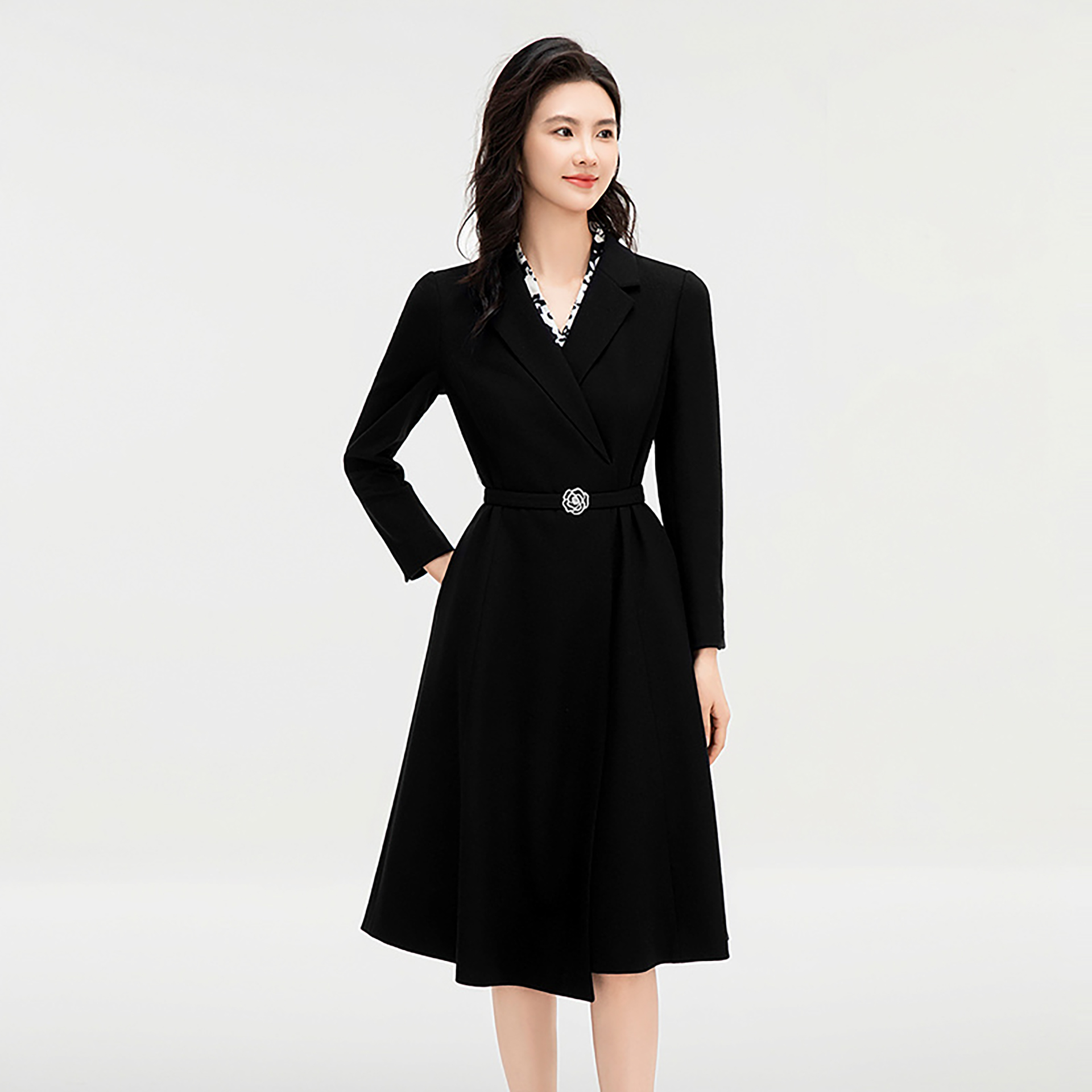 珂莱同款26春可拆丝巾收腰西装裙