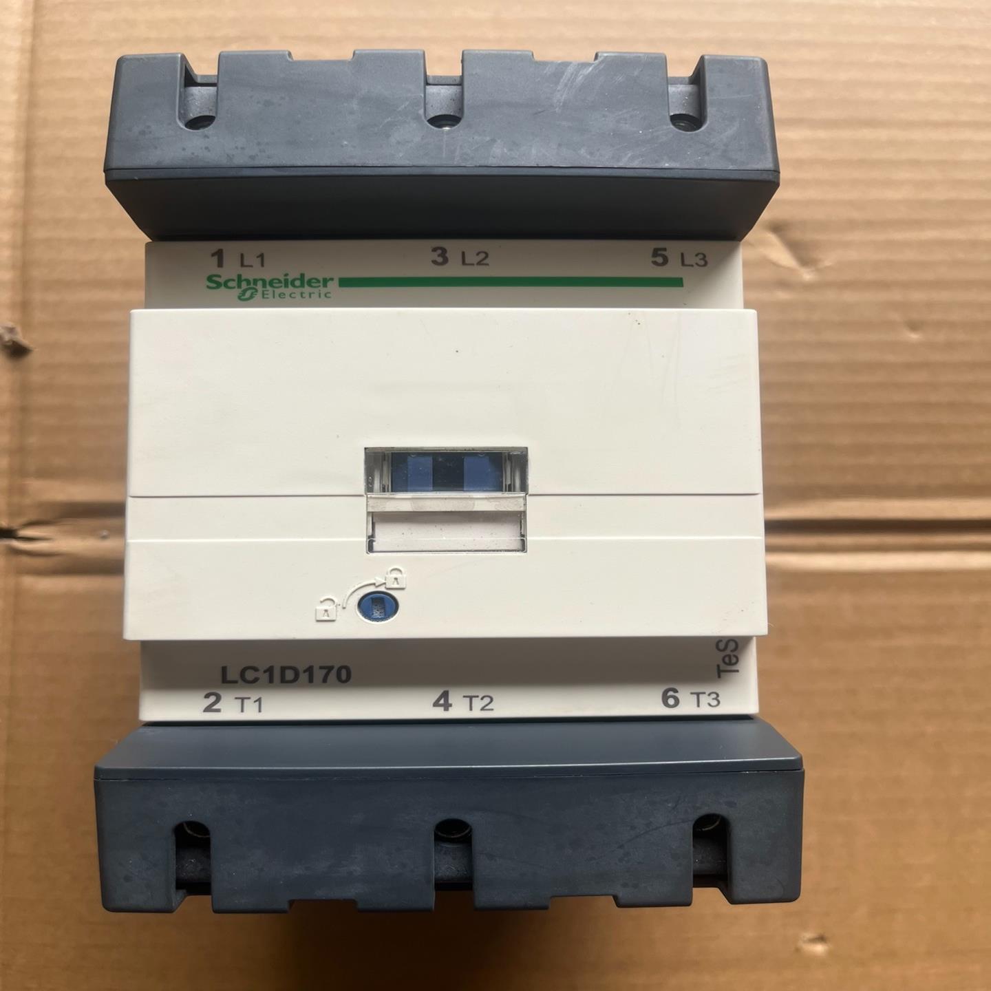 （请询价）施耐德接触器LC1D170 线圈220V 成色如图