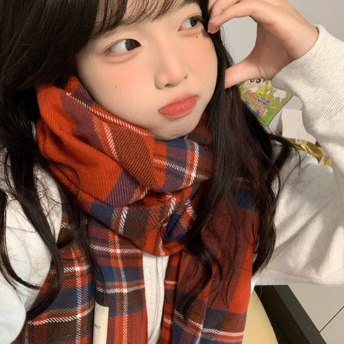 红色格子围巾2025冬季新款彩色韩版百学生仿羊绒保暖加厚披肩围脖