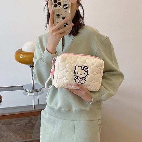 HelloKitty云朵柔软大容量化妆包