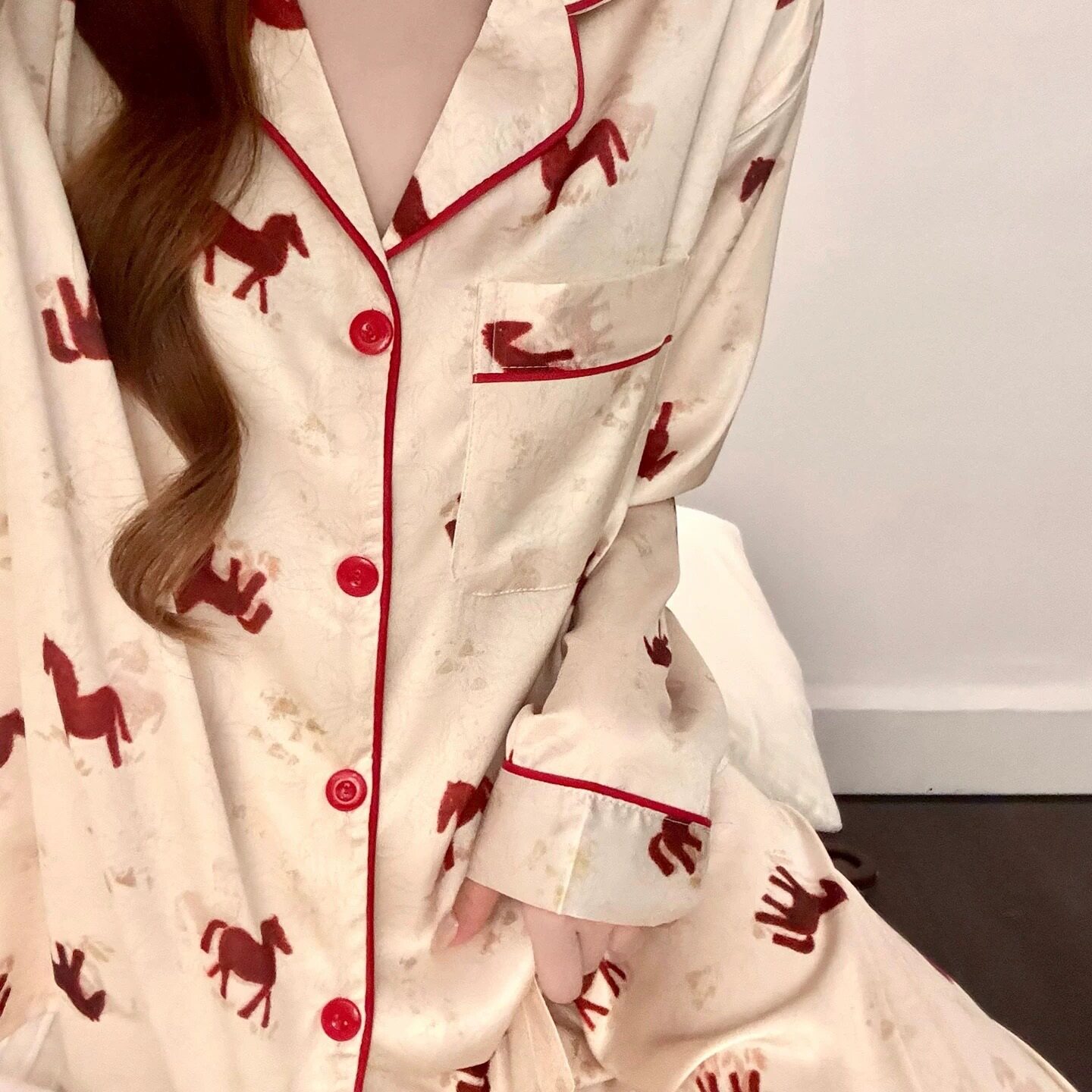正版冰丝缎面睡衣女春秋季新款翻睡袍/浴袍