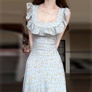 碎花吊带连衣裙子女 夏季 2025新款 海边度假鱼尾长裙法式 蓝色小飞袖