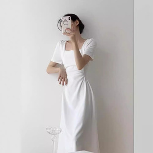 夏季 连衣裙女 高品质垂感气质大摆裙法式 方领感褶皱收腰短袖