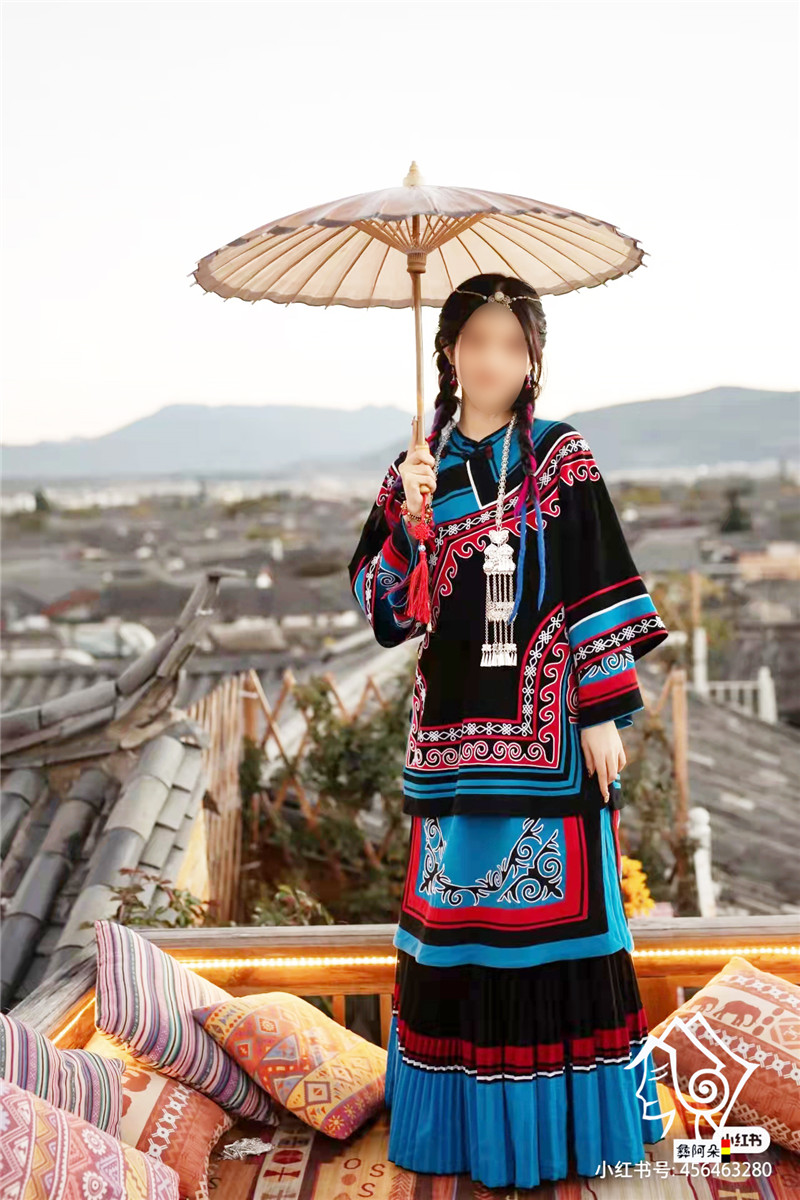 凉山彝族服装女套装棉麻手工刺绣花少数民族风三件套盛装摄影蓝色