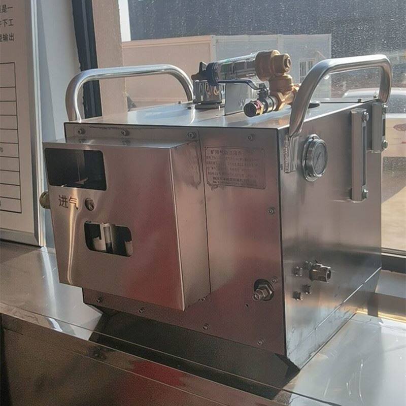 8/31.5矿用气动注液泵