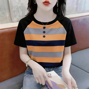 新款夏季撞色插肩袖短袖T恤女纽扣显瘦百搭上衣设计感条纹印花衫