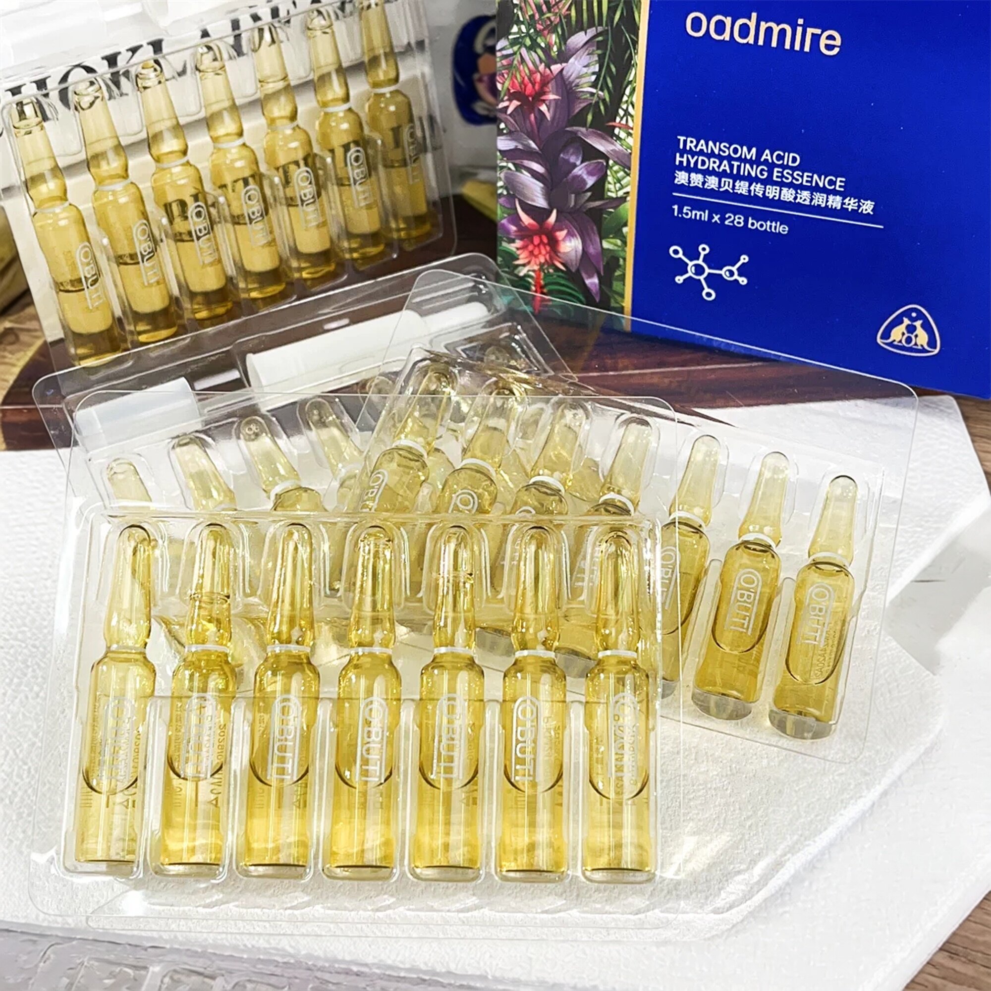 10.1传明酸透润精华液1.5ml*28支安瓶次抛提亮改善暗沉保湿滋润