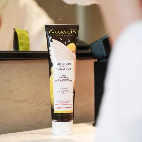 清爽净透洁颜膏层清洁黑头