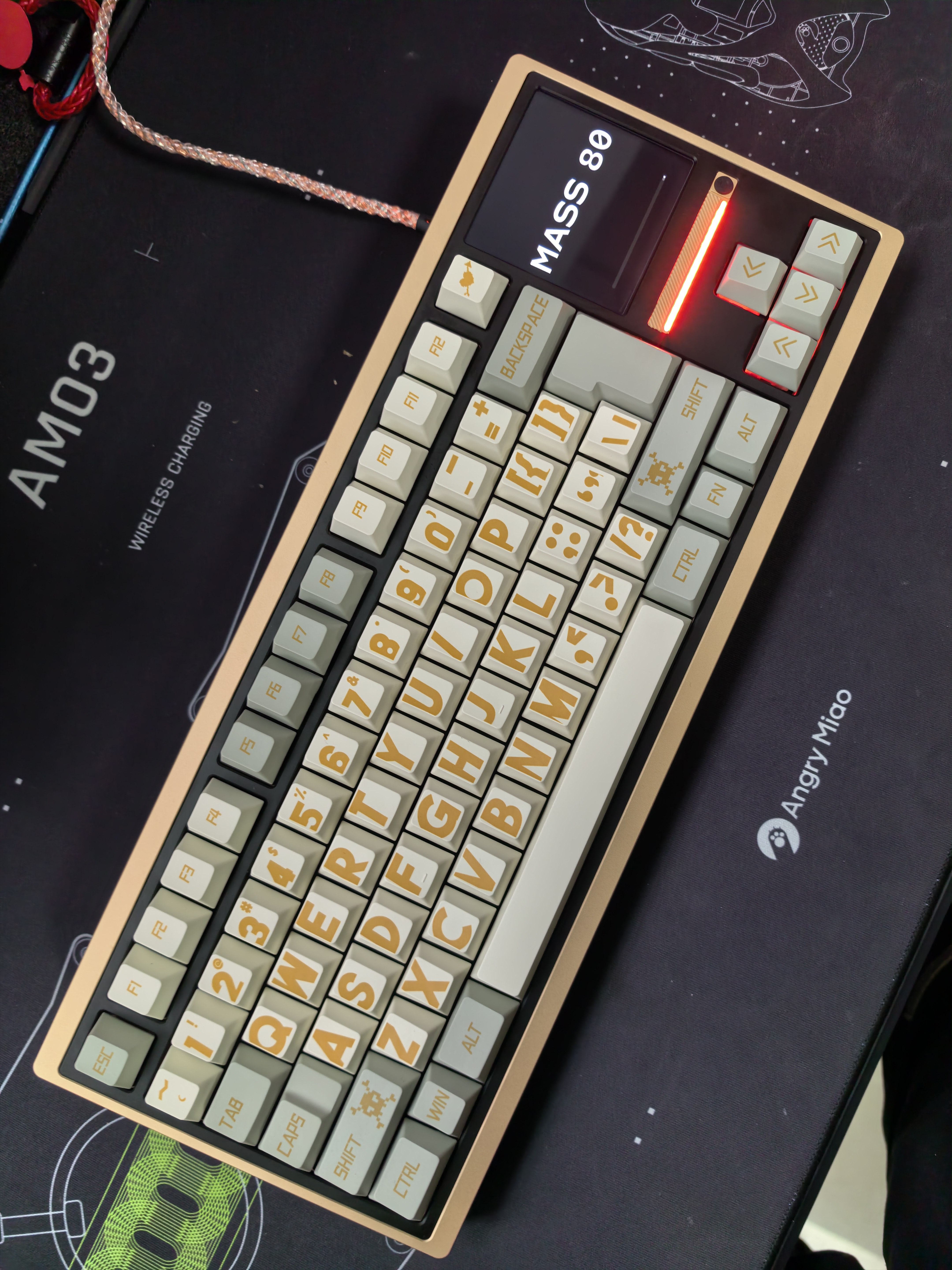 mass80屏幕可触控,客制化键盘