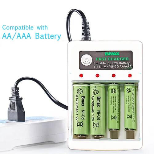 AA  / AAA Battery Charger 2 4 Slots AC 110V 220V For NI-MH /