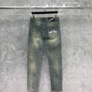 TB牛仔裤男高端夏季薄款小狗刺绣修身水洗小脚休闲牛仔长裤潮春秋