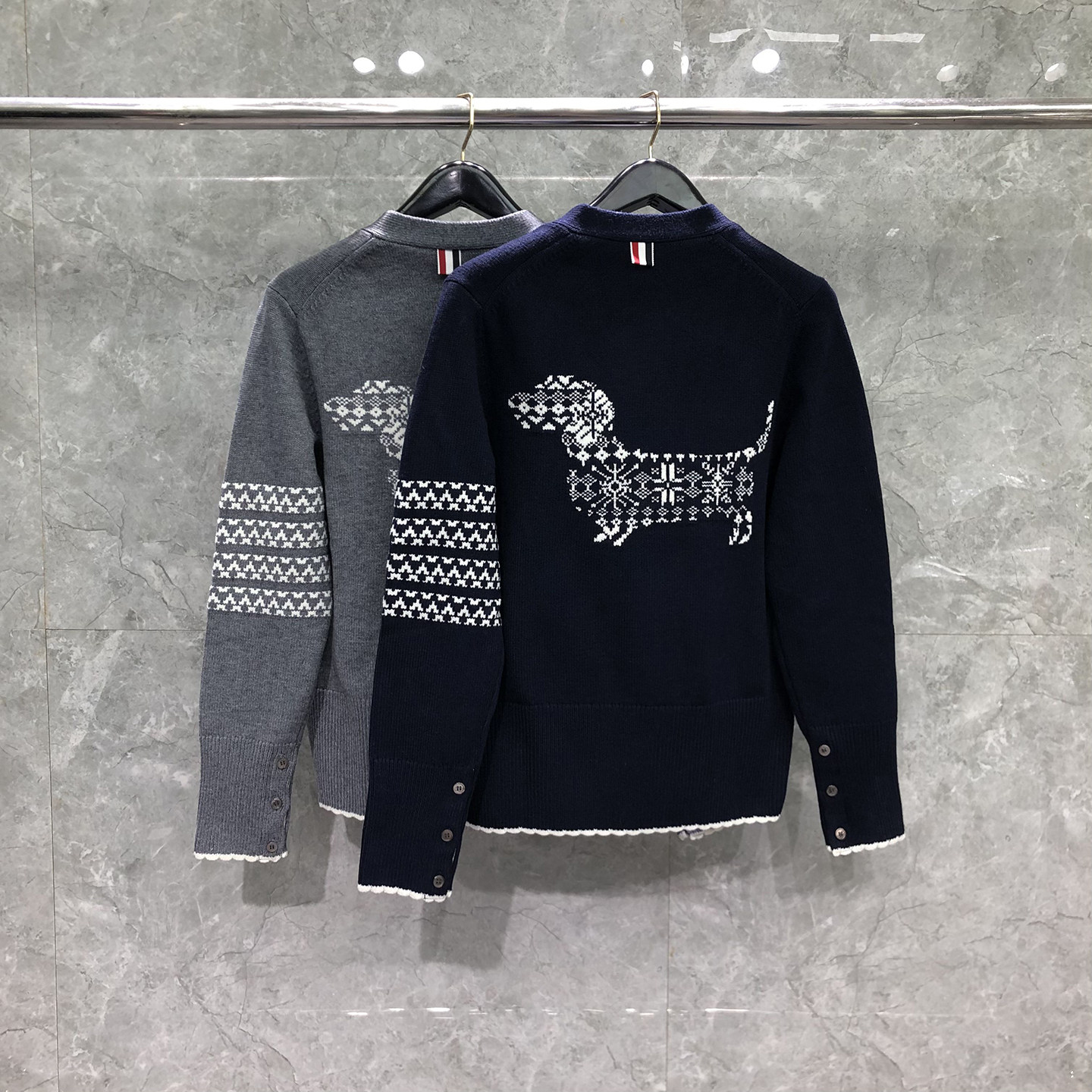 TB雪花小狗针织开衫四道杠提花