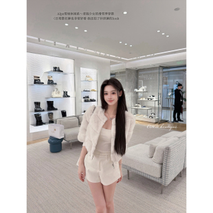 CHU小初/Alps雪季休闲～纯净白色 老钱少女的滑雪季雷克斯兔皮草