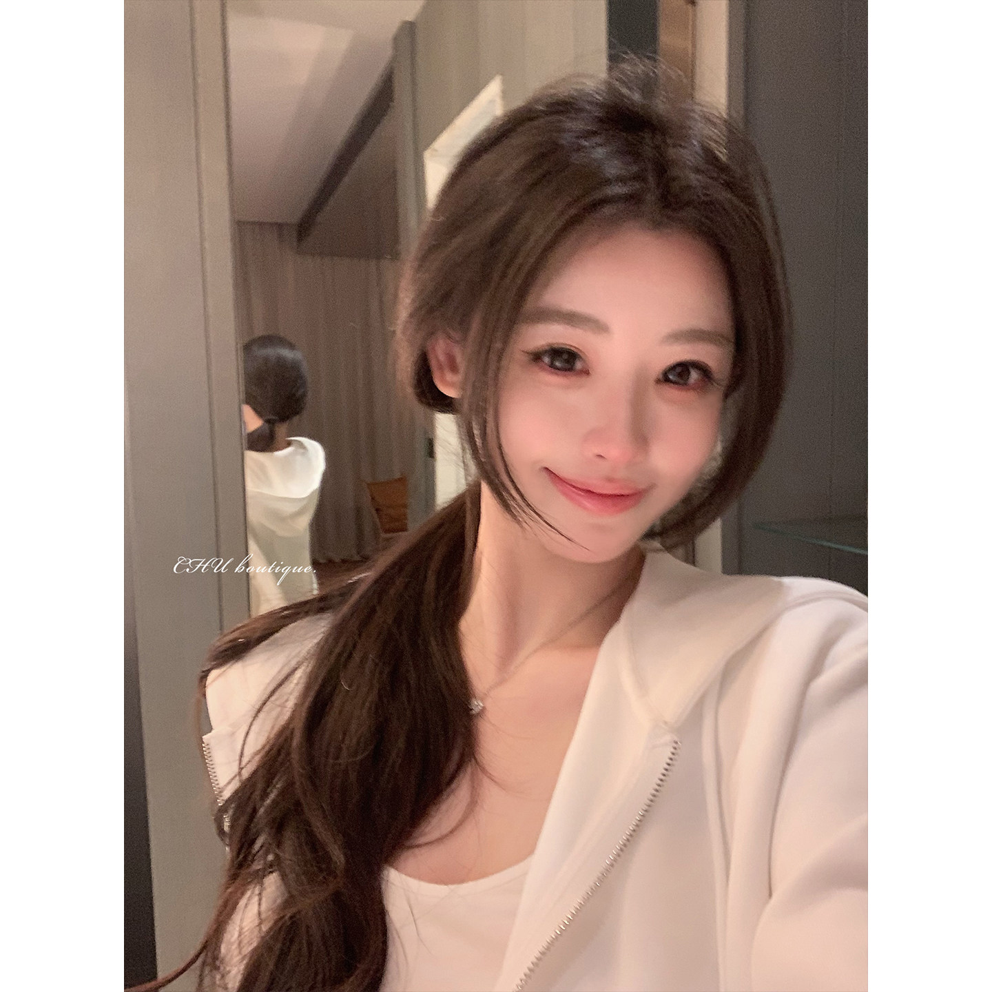 CHU小初/挚爱卫衣/大小刚刚好 很正的乳白色 连帽拉链卫衣