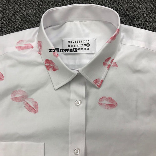 个性红唇印白色休闲宽松