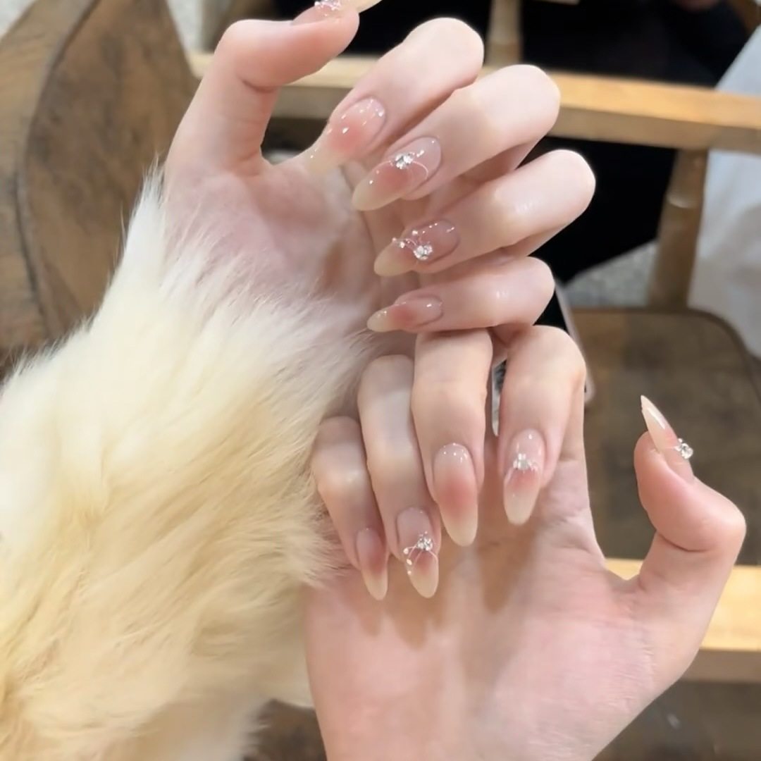 蜜桃四季显白腮红甲氛围感小红书爆款仙女纯手工穿戴甲光疗甲美甲,彩妆/香水/美妆工具,穿戴甲/甲片,淘宝优惠券,粉丝福利购,淘宝优惠卷