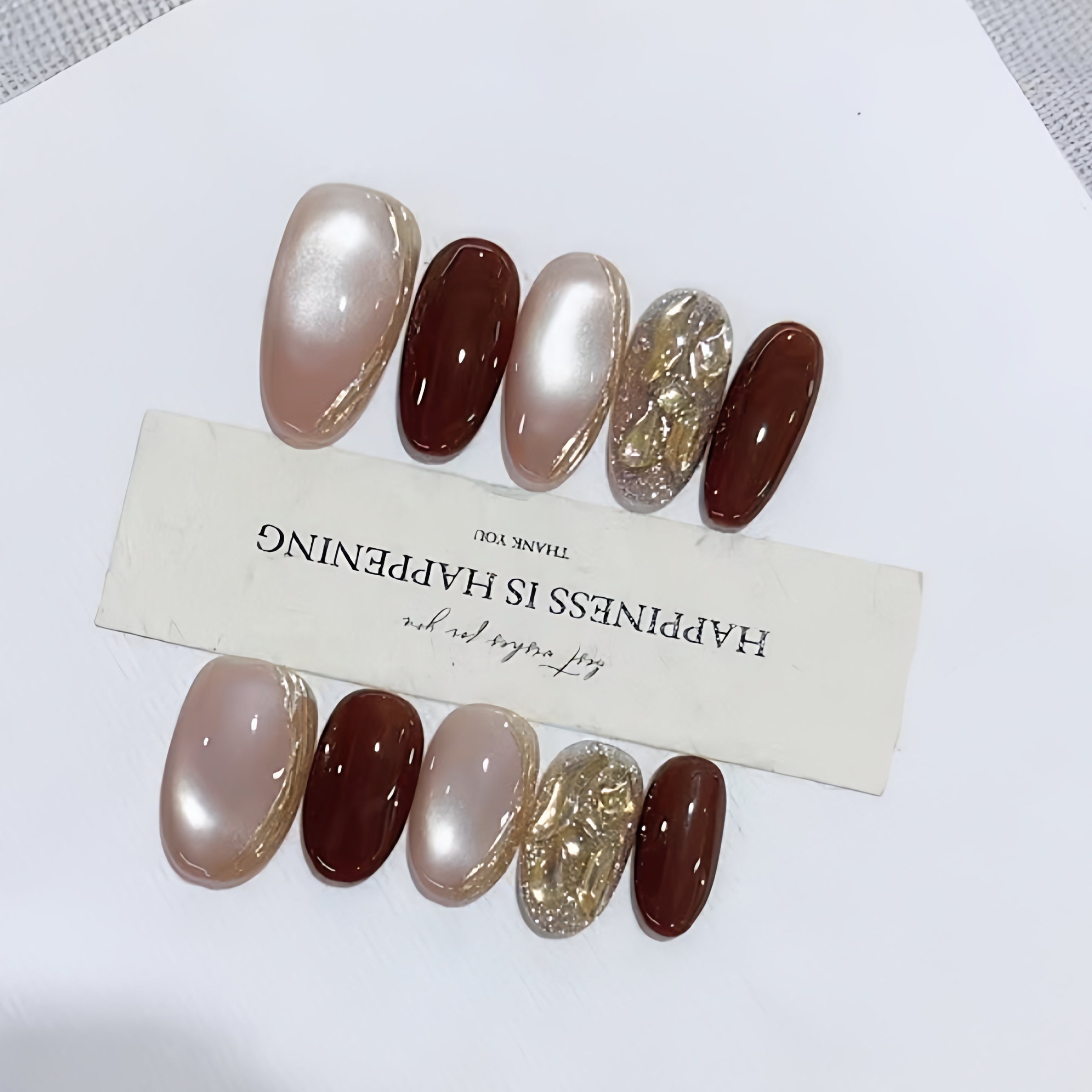 追光法式气质猫眼款纯手工穿戴甲2025新款秋冬气质高级感椭圆美甲