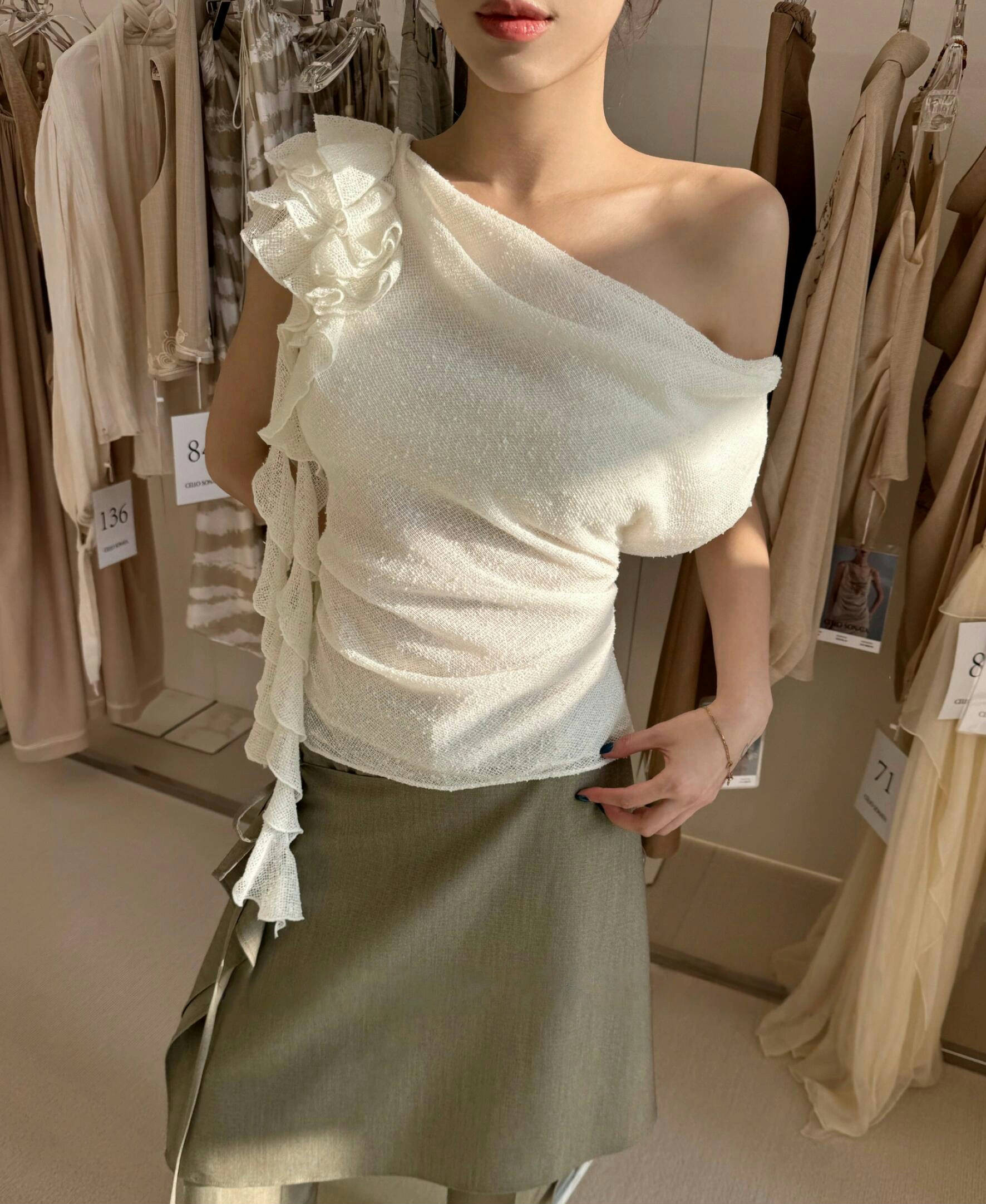 Cello 25春夏新款 斜肩亚麻荷叶边无袖上衣白色吊带背心