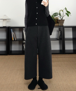 进口高支山羊绒羊毛亲肤双面毛呢弯刀9分裤 JAJA 过冬神裤