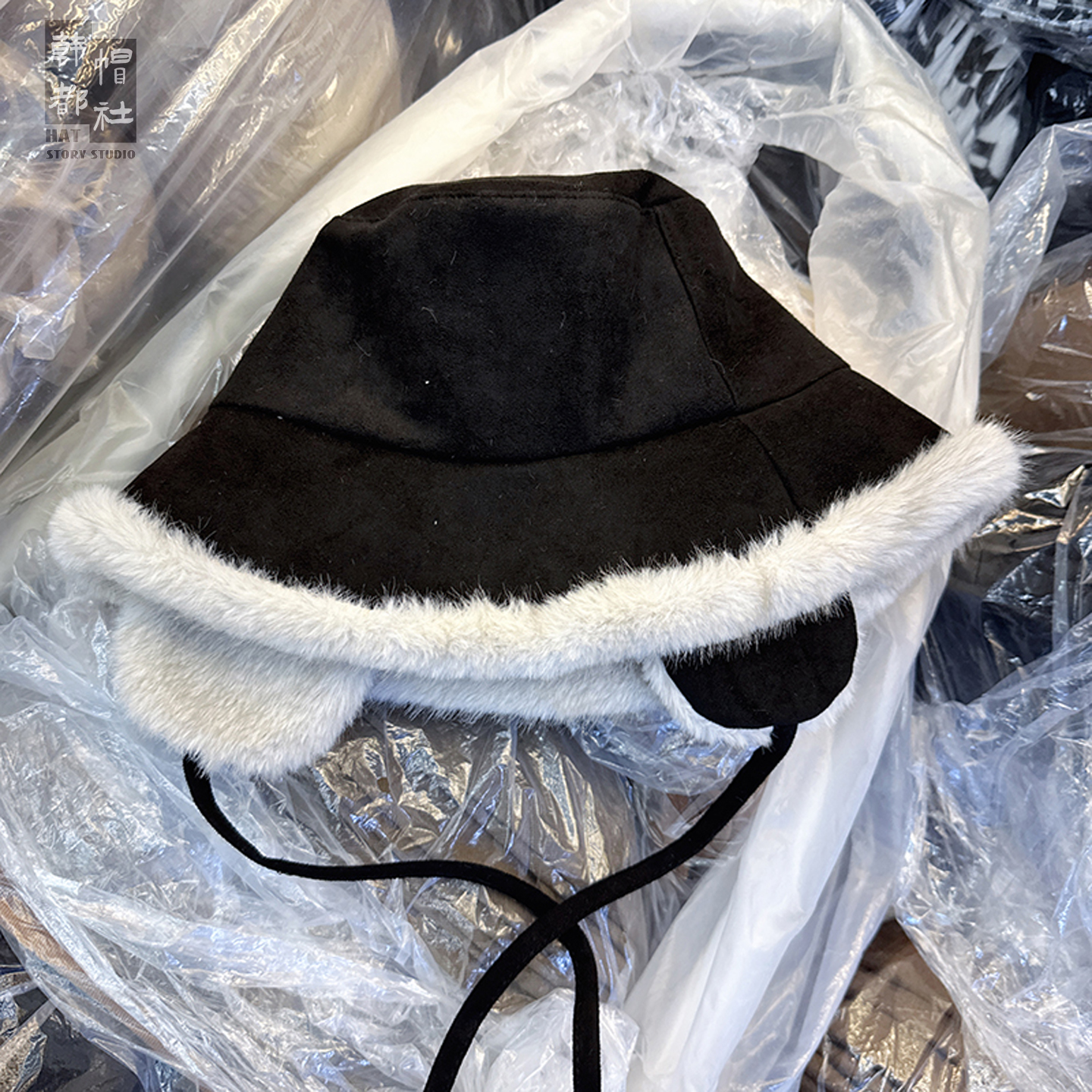 日系麂皮绒毛边护耳渔夫帽盆帽