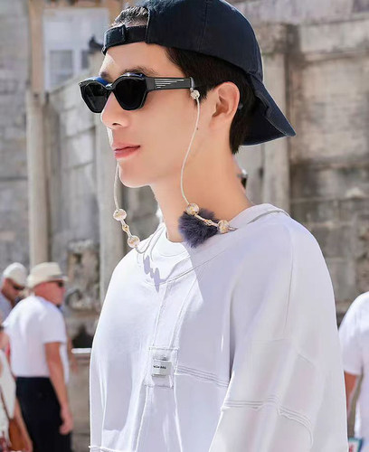 王安宇同款眼镜链绳花少墨镜链条