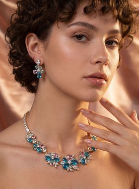 闪钻栀子花项链东方美学复古典雅银色花朵锁骨链高级感吊坠颈链女