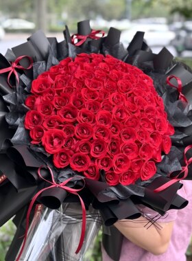 西安花店同城速递送女友玫瑰表白
