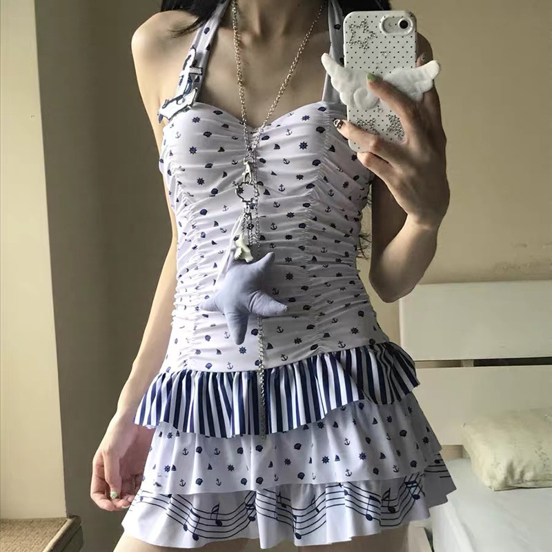 特价新款泳衣女2025微胖女孩遮肉显瘦连体保守纯欲带钢托温泉度假