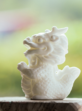 国潮神兽龙年摆件陶瓷可爱生肖吉祥物招财家居客厅办公室装饰礼品