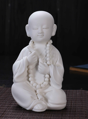 弹琴白色陶瓷送礼佳品小摆件