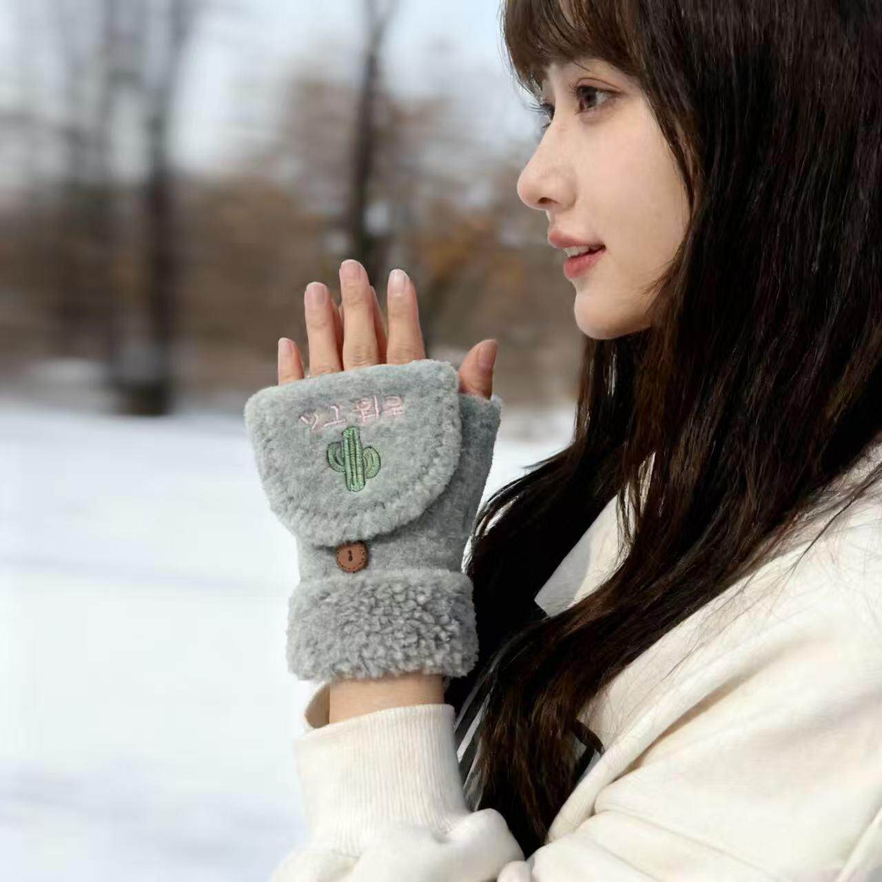韩版秋冬季加绒加厚保暖手套女2025冬天可爱毛绒加厚学生半指露指