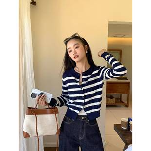 闲PSMW2115短麻花长袖 女春秋休款 红织色圆领条u纹针开衫 pusmede