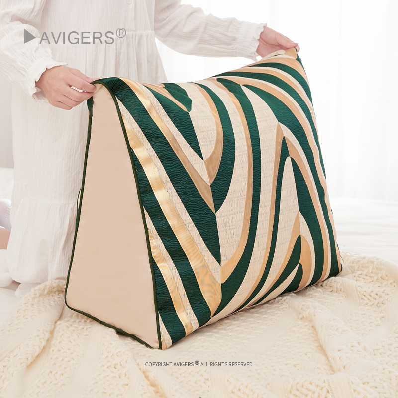 avigers抱枕PP棉客厅杭州可拆卸