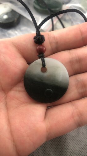 天然独山玉南阳独玉黑白太极吊坠