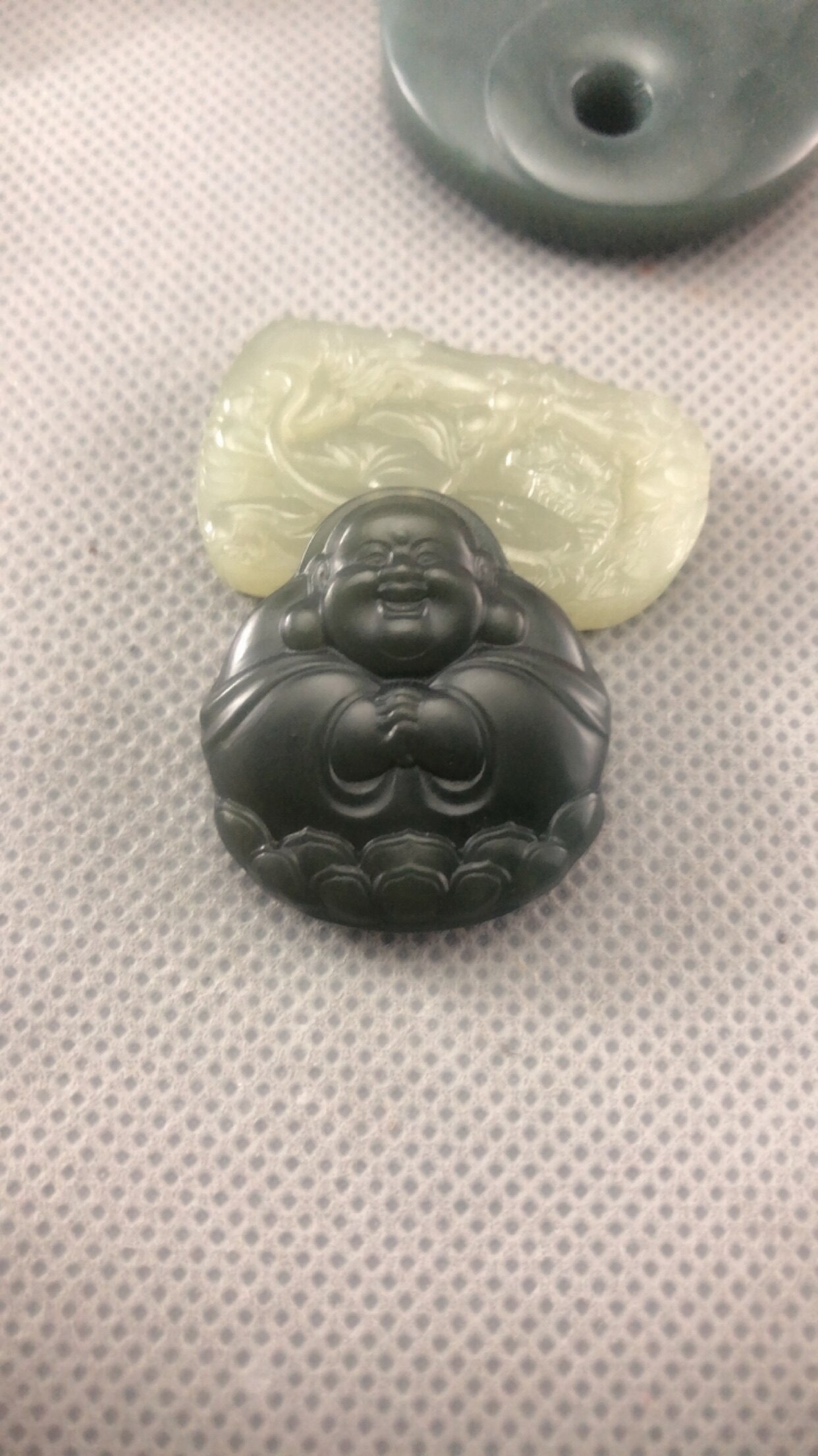 天然和田玉青玉莲花抱抱佛玉吊坠精雕玉石笑口常开佛公弥勒佛挂件