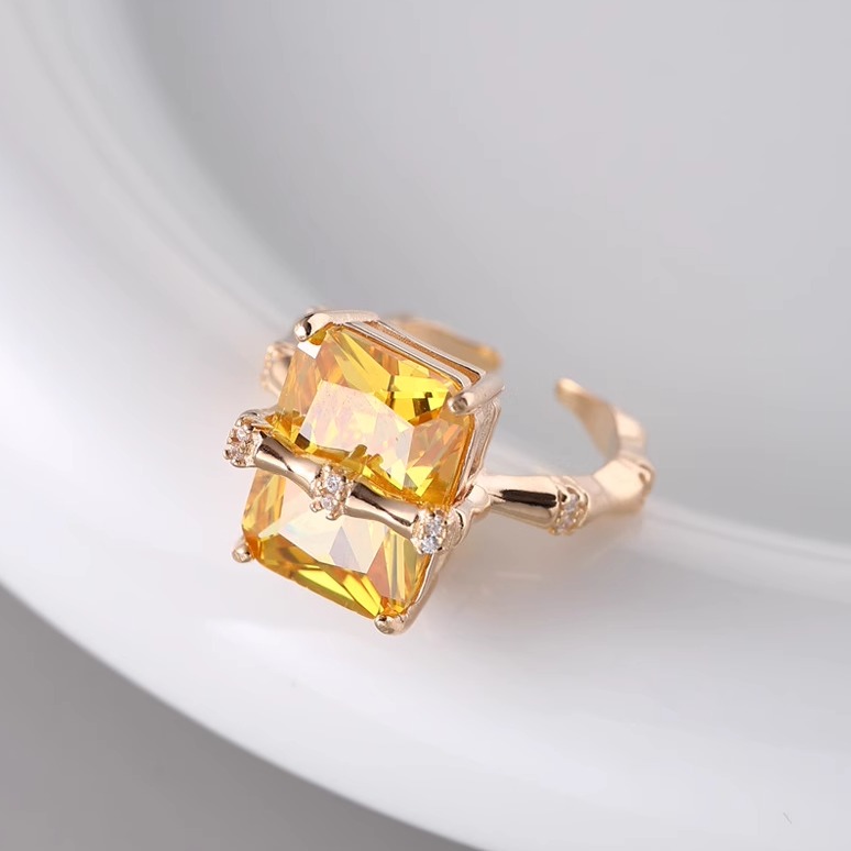 s925纯银镀玫瑰金方形黄钻竹节镶钻戒指女简约时尚个性开口设计潮