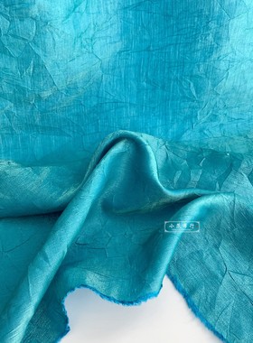 蓝绿色冰裂褶皱琉璃天丝棉布料 闪光春夏衬衫连衣裙礼服面料