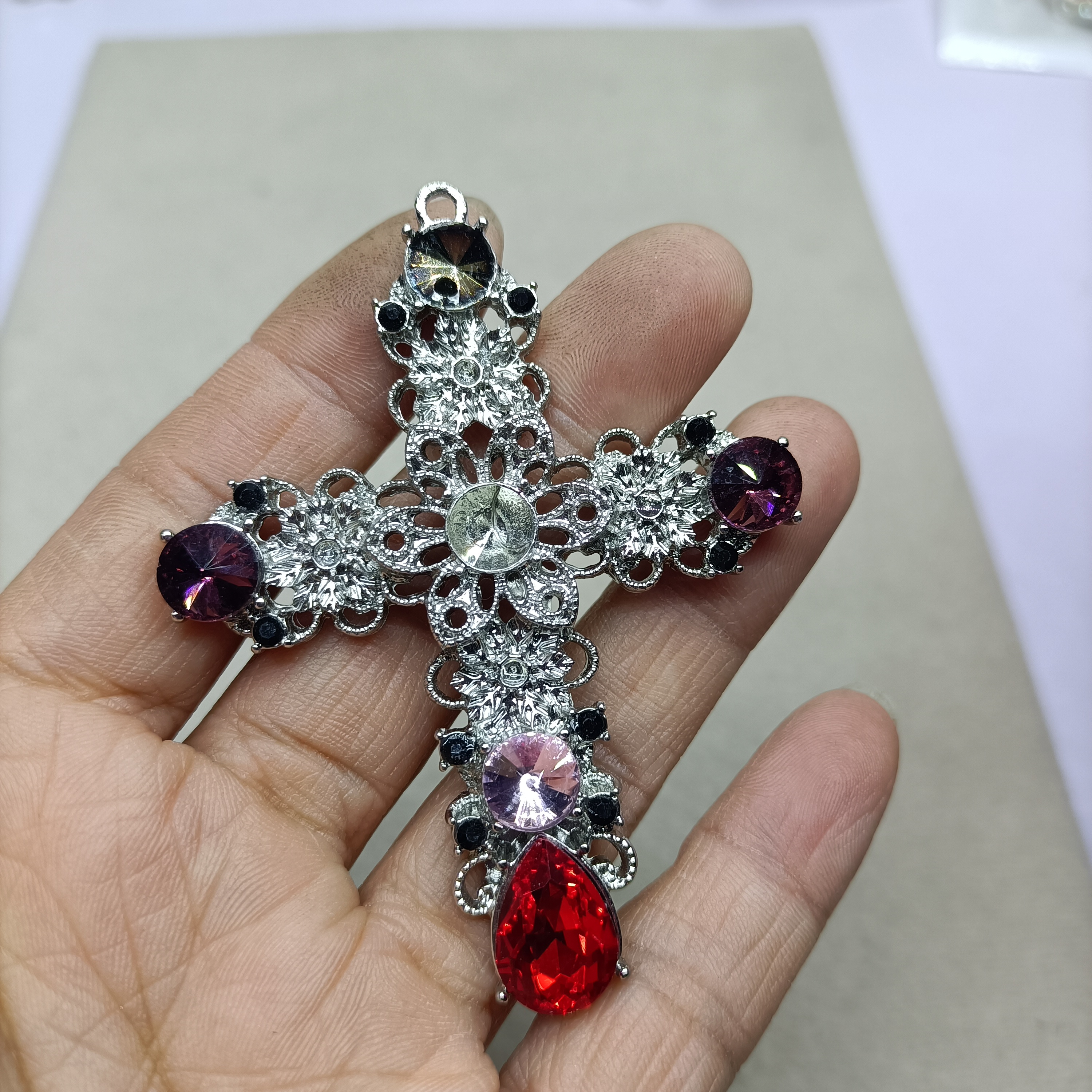 B11 满29元包邮  十字架项链坠 缺宝石