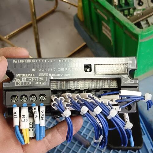 价CC-Link远程I/O模块AJ65SBTC1-32D1AJ65SBTC1-32DAJ65SBTC1-32T