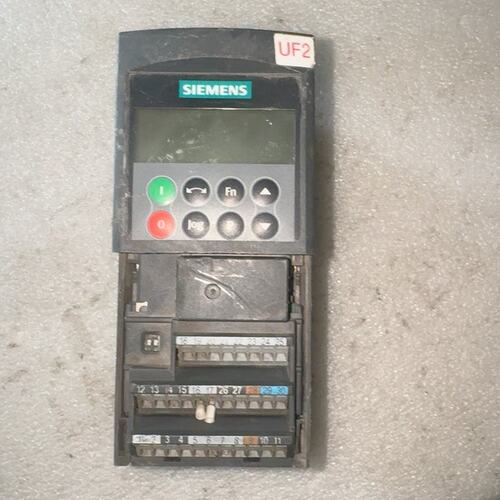 变频器6SE6440-2UC15-5AA16SE6440-2UC11-2AA16SE6440-2UC13-7AA1