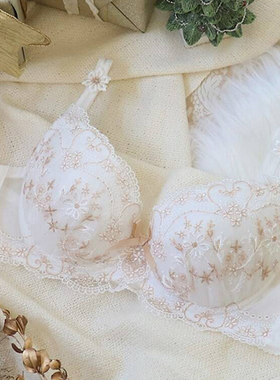 日本Risa Magli优丽娜娜聚拢文胸女士内衣薄水滴半球红绿白567