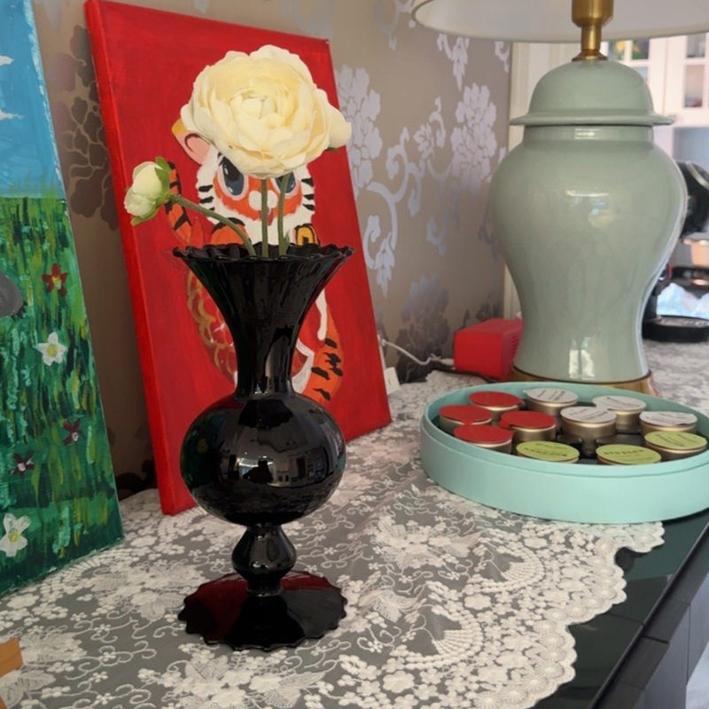 ins韩国风复古玻璃花瓶简约北欧黑哨子花瓶不规则设计轻奢居家装