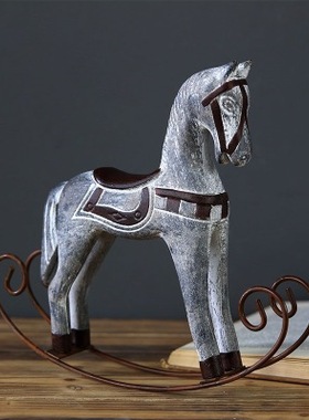 北欧简约木质工艺品实木摇马动物摆件创意家居客厅玄关办公装饰品