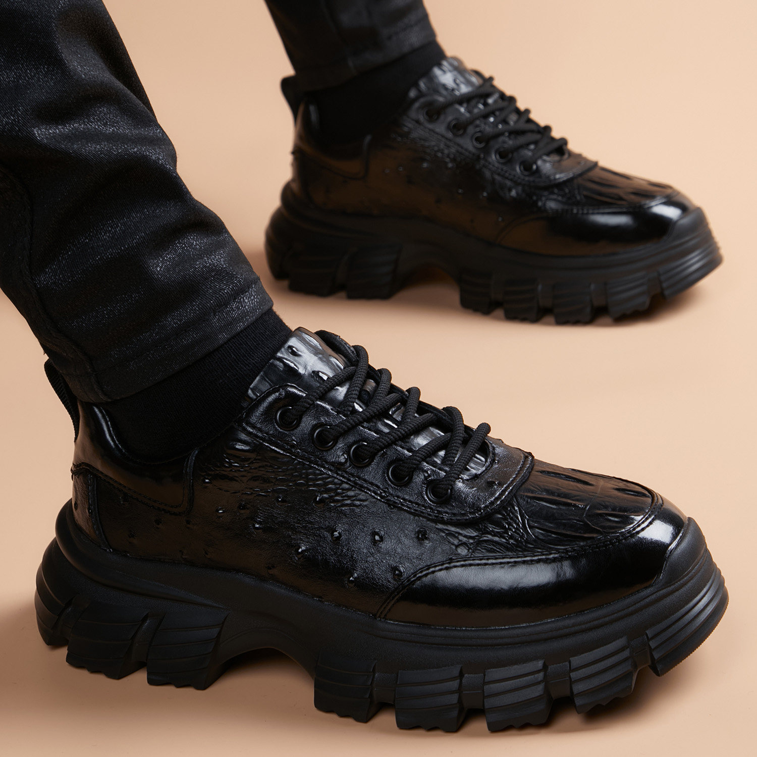 休闲皮鞋男款年轻人真皮厚底增高鞋子爆款商务百搭英伦潮流休闲鞋