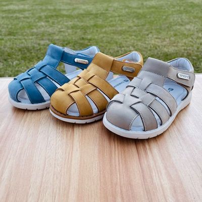 斯乃纳夏季时装凉鞋休闲男童凉鞋