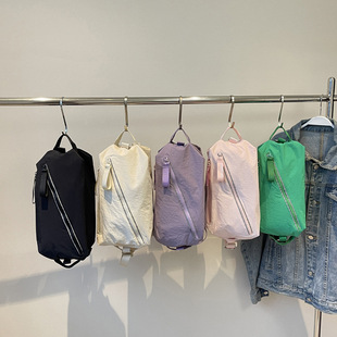 lulu同款尼龙斜挎包女户外运动健身双肩包多功能时尚简约单肩包包